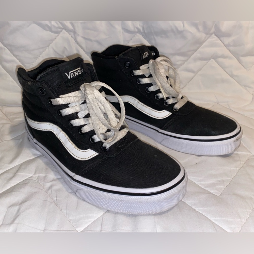 Black Hightop Canvas Vans, W 7